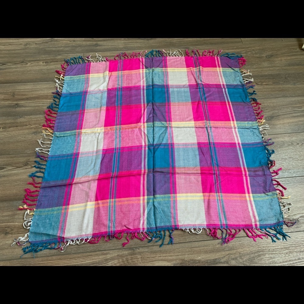 Scarf - Picture 3 of 5